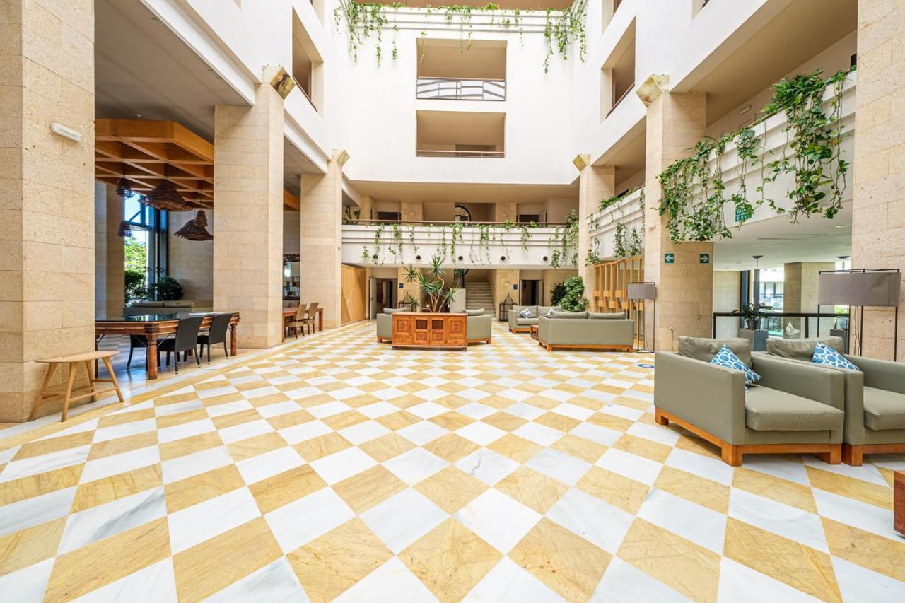 Estival Islantilla Bagian luar foto